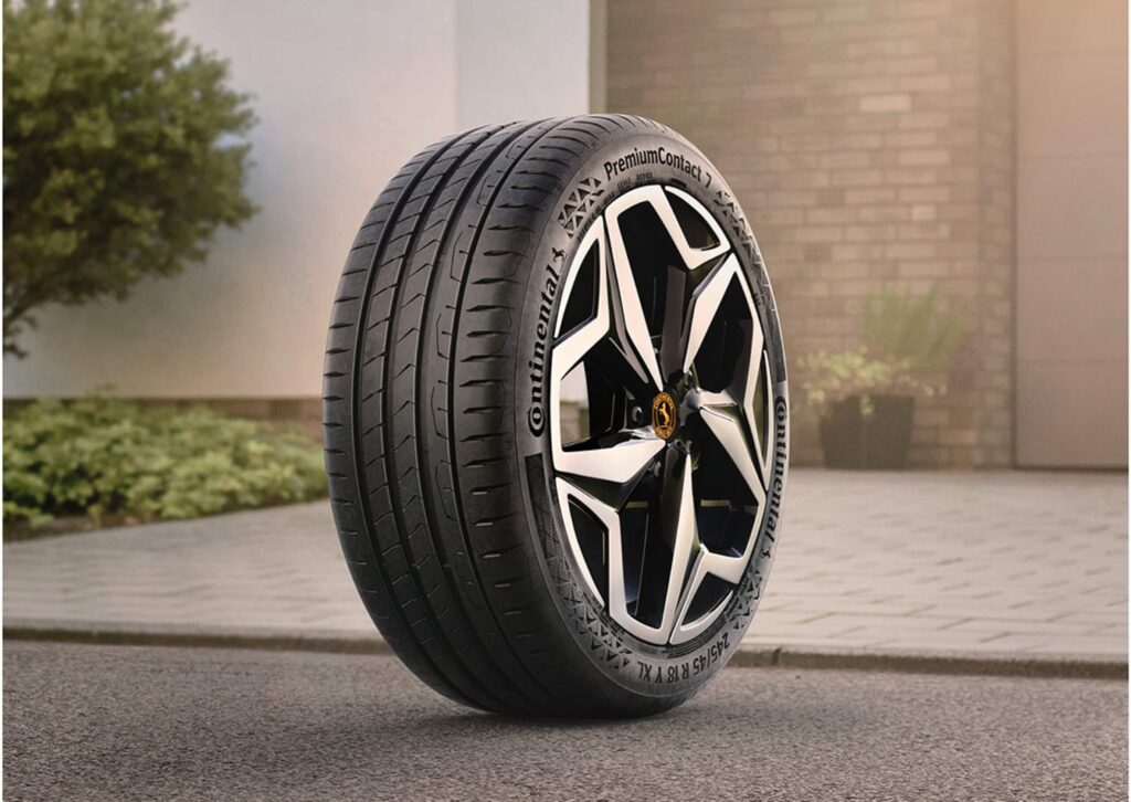 O pneu PremiumContact 7 da Continental é o melhor no teste de pneus da What Car?