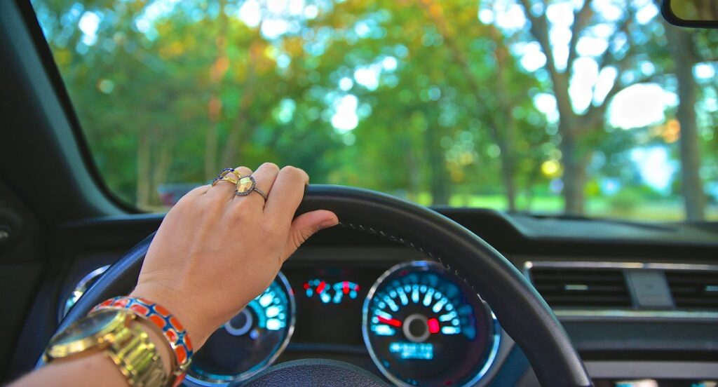 Quero comprar um carro, mas não sei onde!