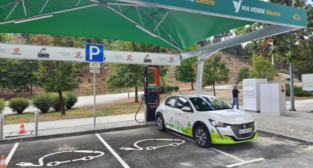 Repsol, EDP e Brisa inauguram dois pontos de carregamento ultrarrápidos