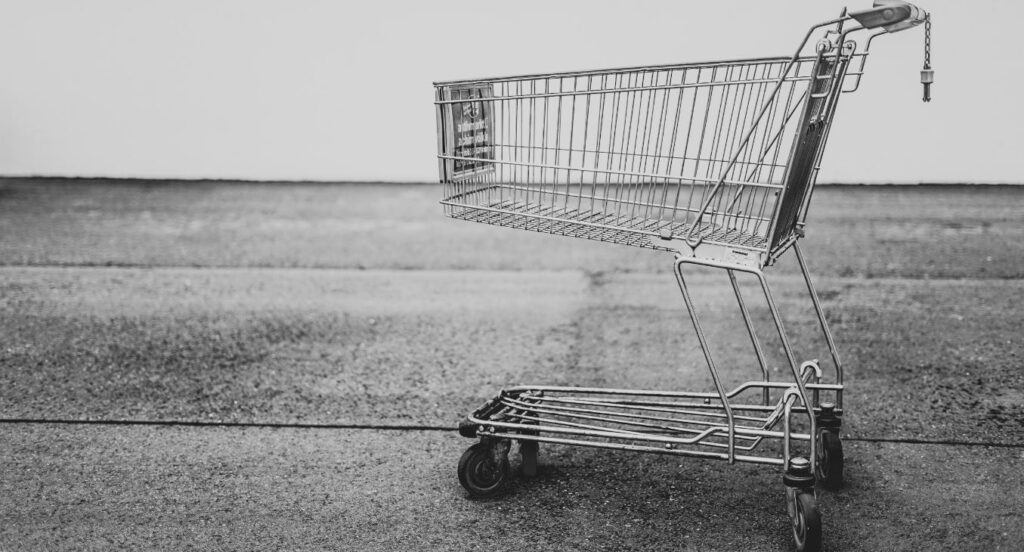 E-Commerce cresce 11% no terceiro trimestre mas aumento de 12% nos preços leva a travão no consumo