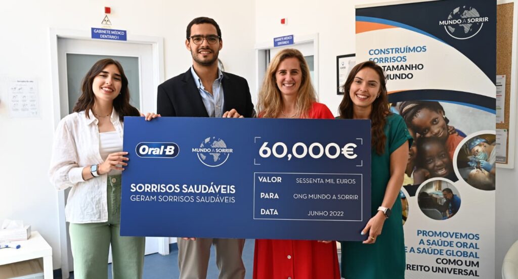 Oral-B doa 60.000€ para apoiar a Mundo A Sorrir