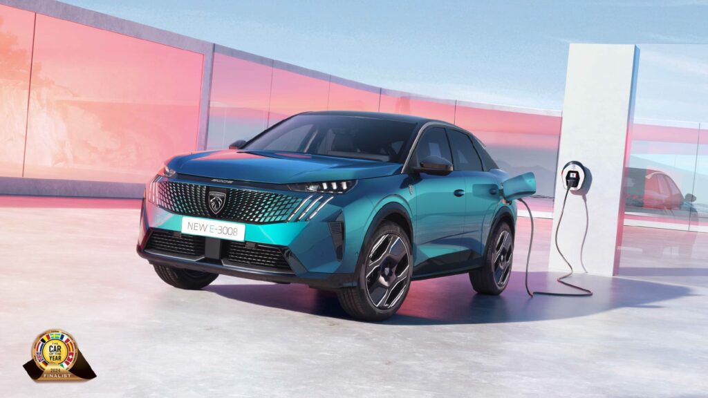 Car Of The Year 2024: Novo PEUGEOT E-3008 é finalista