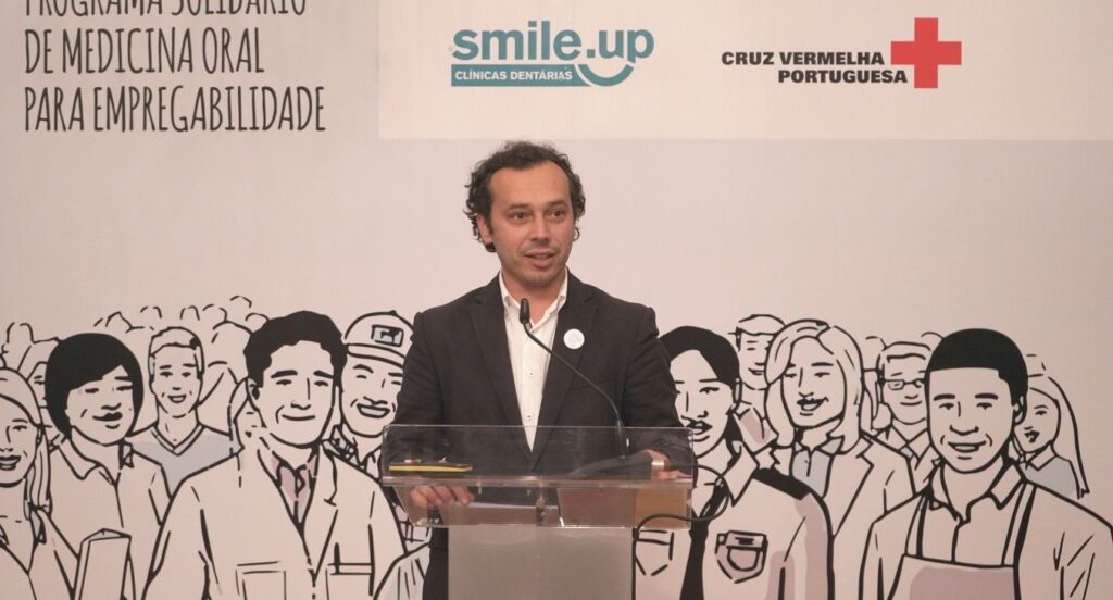 “Os portugueses valorizam a sua saúde oral e a sua imagem” – Smile.up