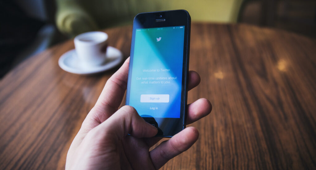 Twitter terá tentado comprar o Clubhouse por 4 mil milhões
