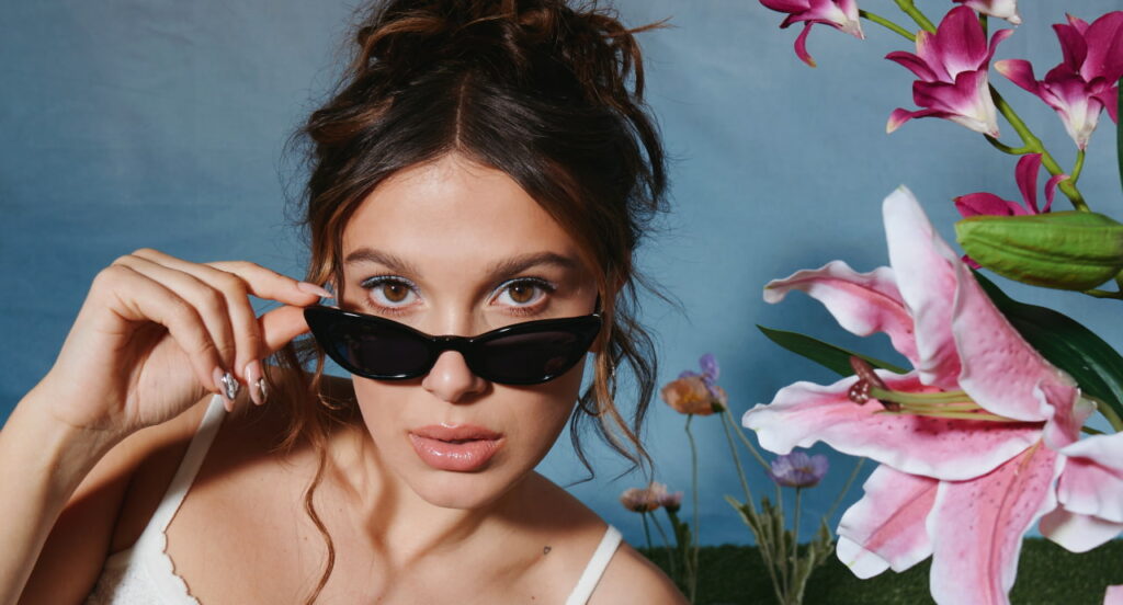 Coleção de óculos de sol Florence by Mills, da famosa atriz Millie Bobby Brown, estreia-se em Portugal, em exclusivo na ótica da Wells