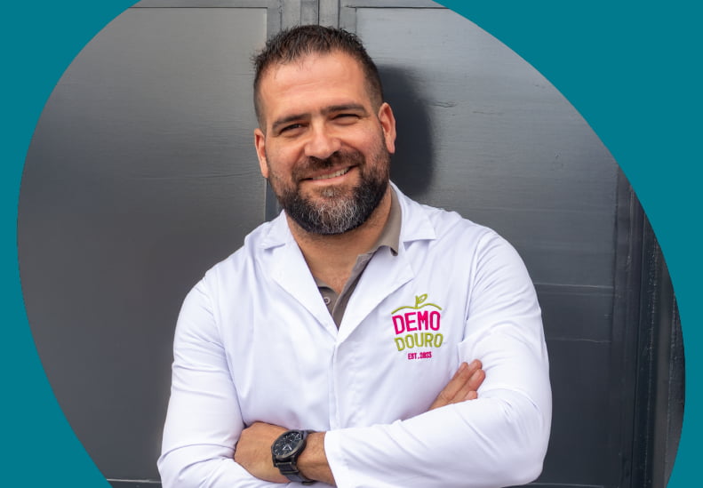“Apostamos nos mais elevados padrões de qualidade, garantindo ao consumidor uma experiência de excelência.” – Demodouro