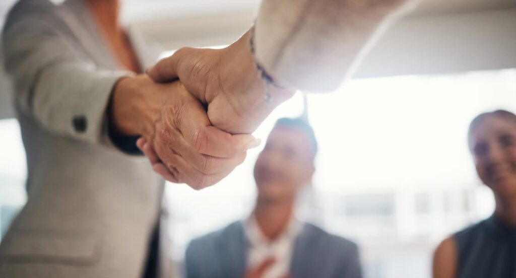 Procuras emprego ou queres mudar a tua carreira profissional?